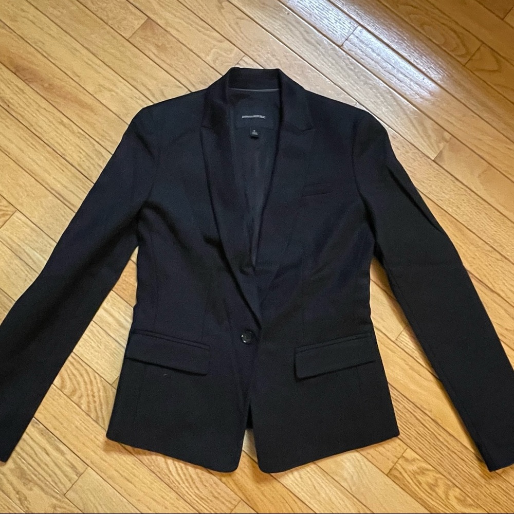 Banana Republic - Black Blazer